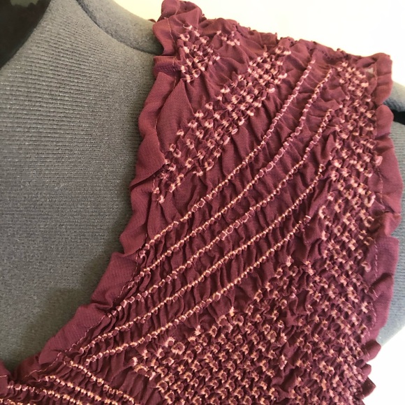 Burgundy embroidered stretch top - Picture 2 of 6